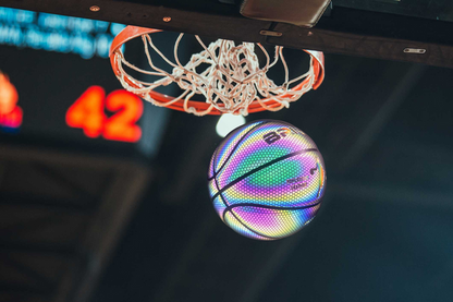 Balon de basquet reflectante